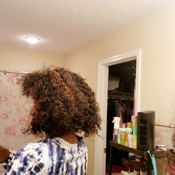 New Curly Wig - Luvme - Picture 3 of 8